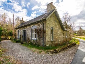 2 Bedroom Former Castle Gate House in the Queen Elizabeth Forest, Aberfoyle, Stirling, Scotland